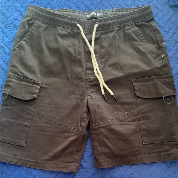 Unisex Black Cargo Shorts – Men’s Fit, Utility Style, Pockets (Size S) - Picture 2 of 4